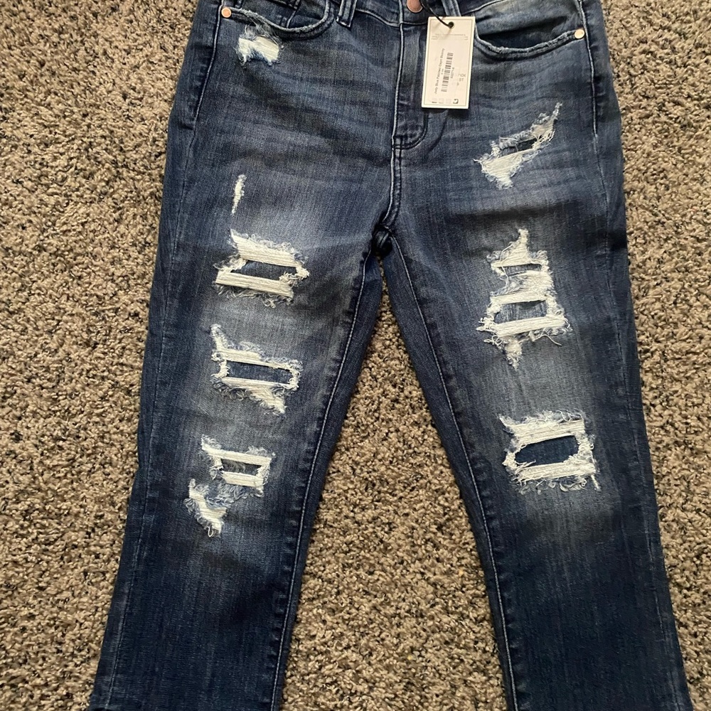 Size 9 Judy blue capris